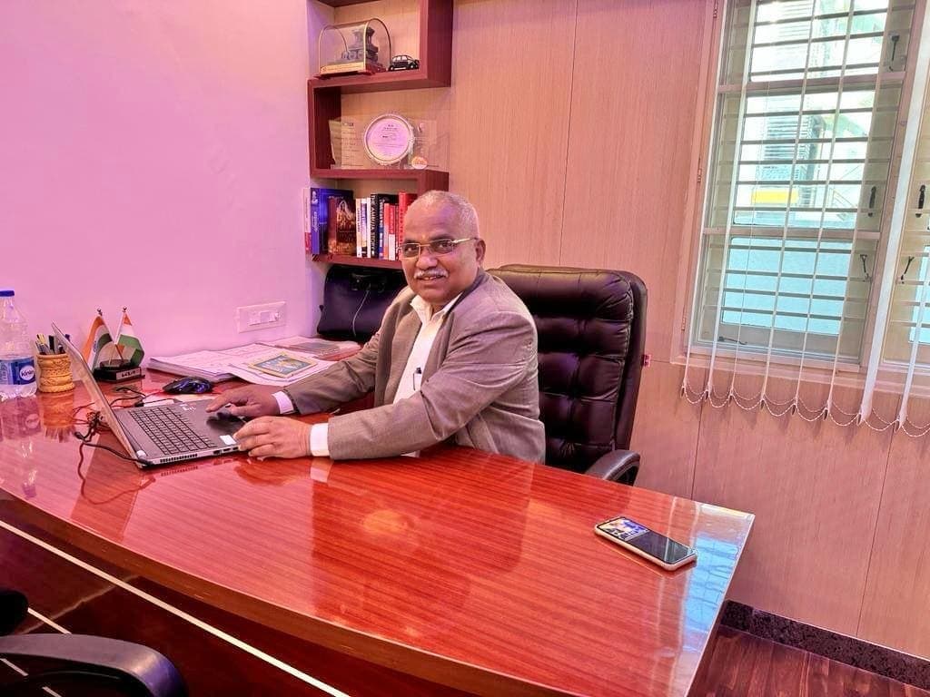 Founder's Image of Mr. Dashrath Borude